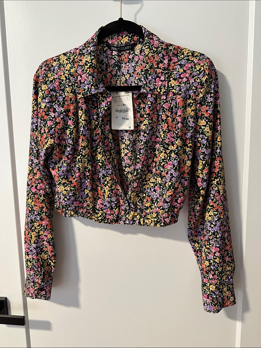 ZARA Black Floral Cropped Button-Down Shirt